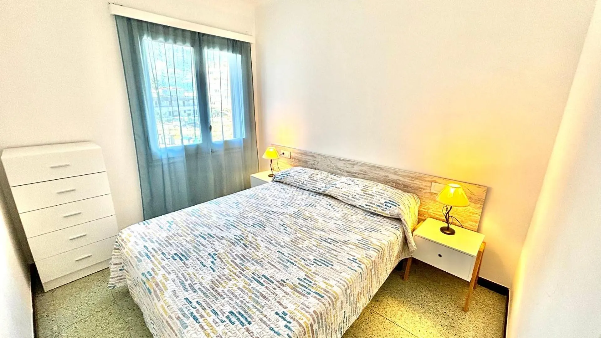 Apartmán Rhodes Roses Španělsko